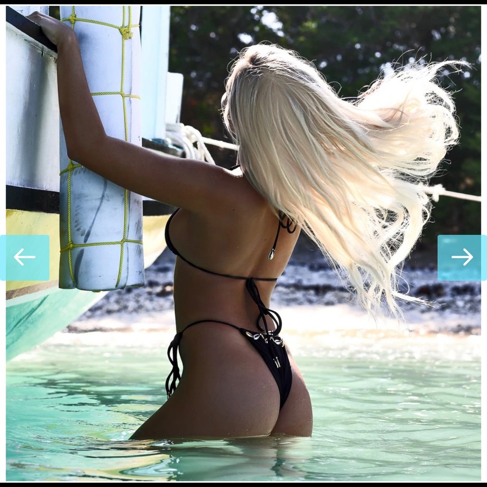 Andi bagus Bora Bora Bikini
